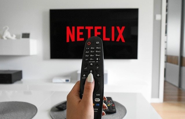 cara berlangganan netflix di tv